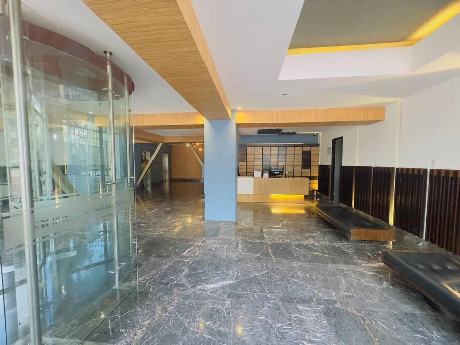 CONT 606 Céntrico y Exclusivo Apartamento