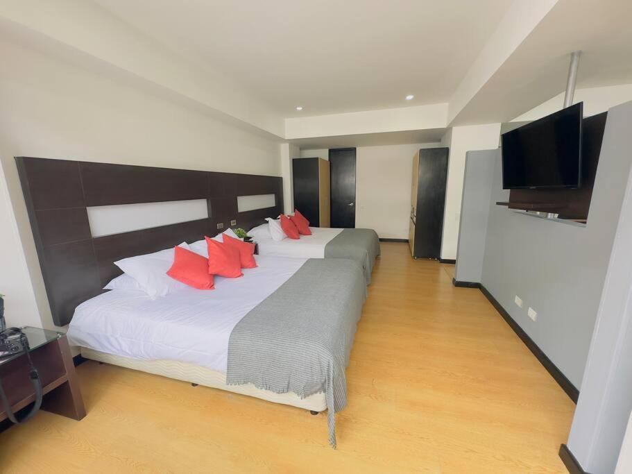 CONT 606 Céntrico y Exclusivo Apartamento