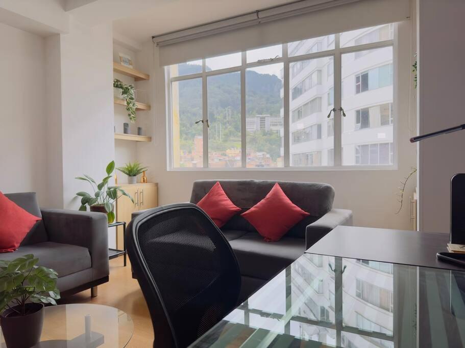 CONT 606 Céntrico y Exclusivo Apartamento