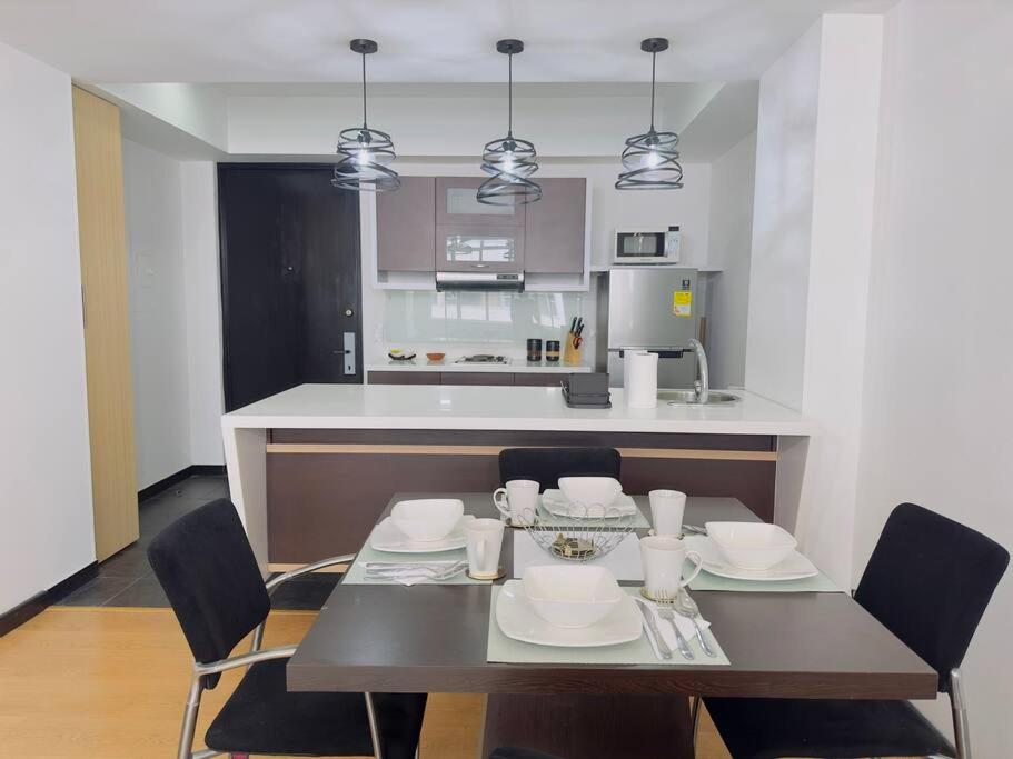 CONT 606 Céntrico y Exclusivo Apartamento