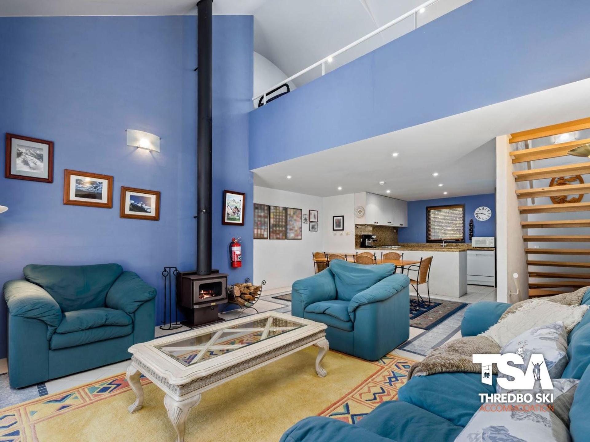Ironmongie 3, Woodridge