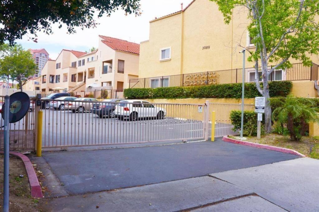 San Diego Vacations - Venetian Luxury condo La Jolla, Spa, Pool, Gym - Property Image 4