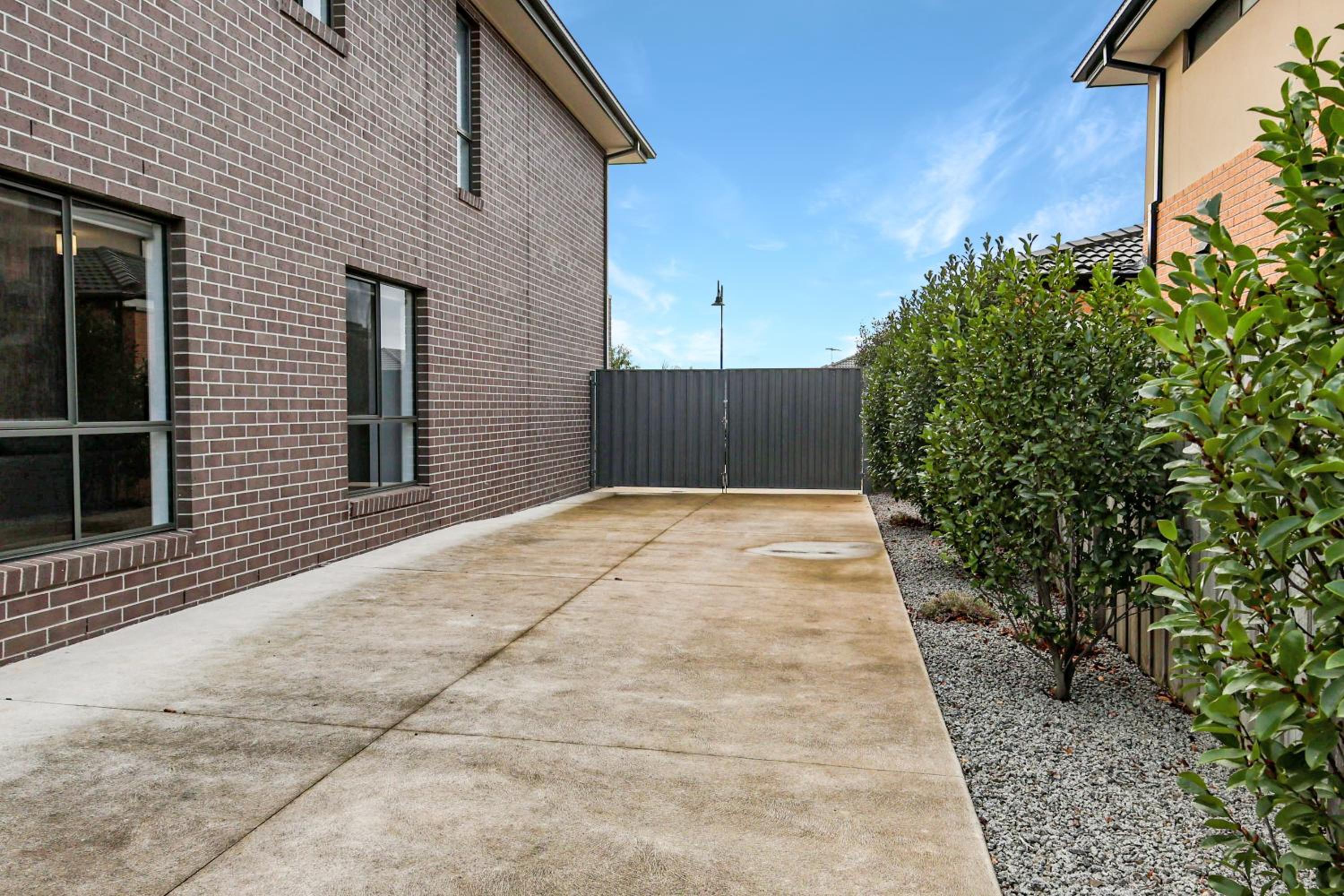 The Shore- Modern family getaway, aircon, sleeps 10, pets welcome, boat parking, Bellarine Peninsula