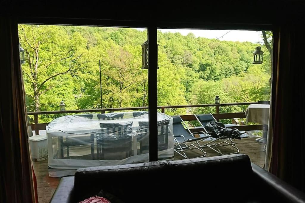 Maison au calme dans un domaine boisé
