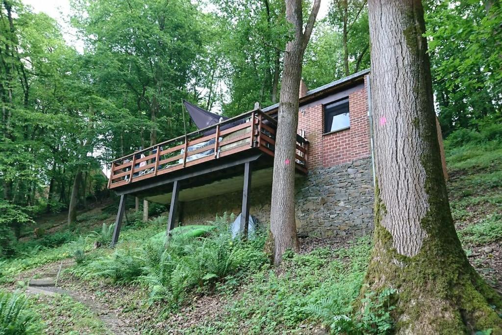 Maison au calme dans un domaine boisé