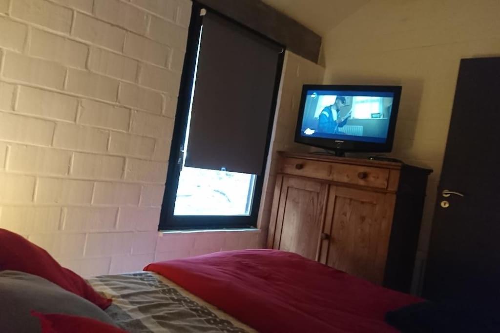 Maison au calme dans un domaine boisé