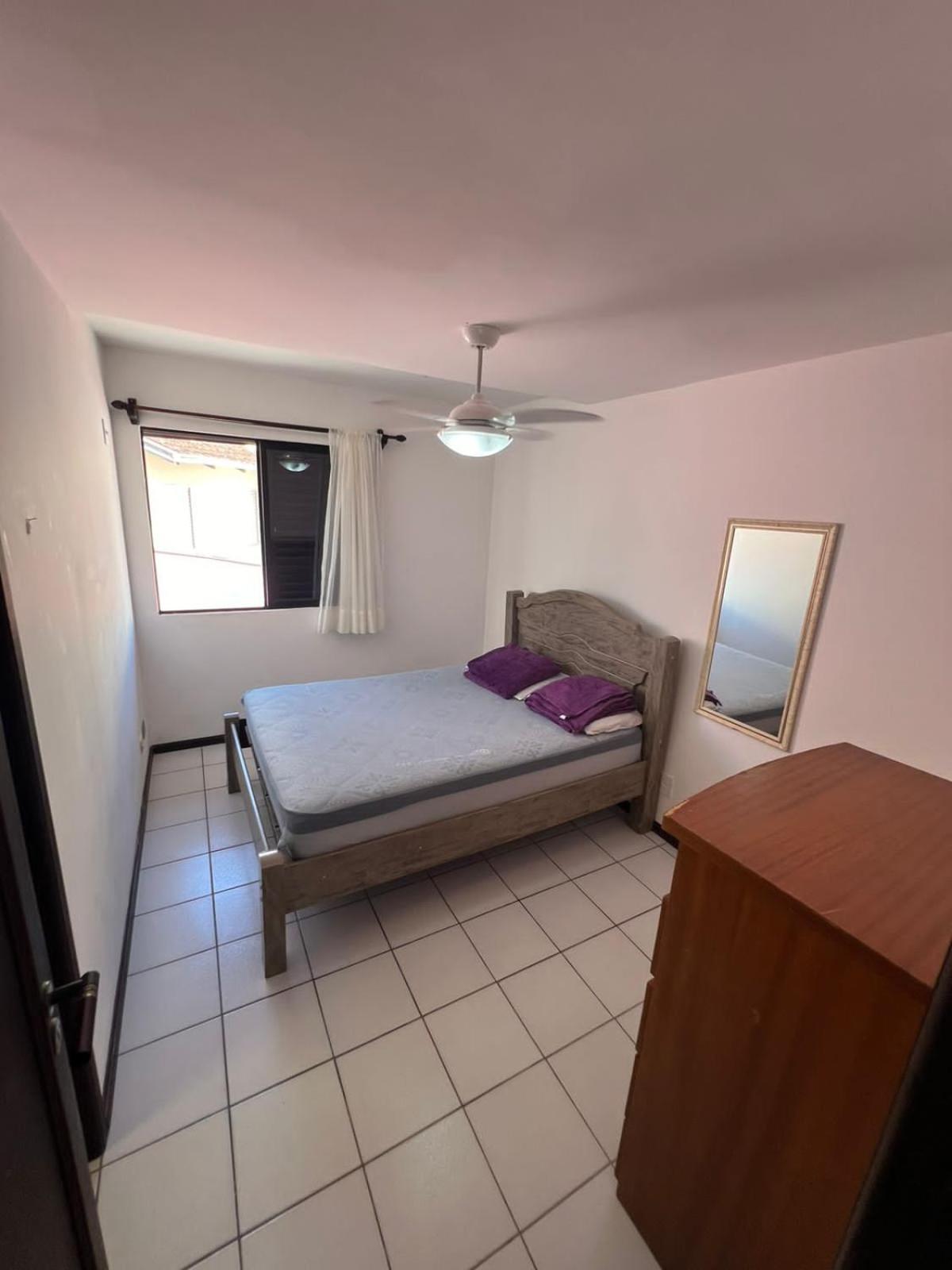 Triplex White em Caiobá-Matinhos-Pr a 200 mt do mar