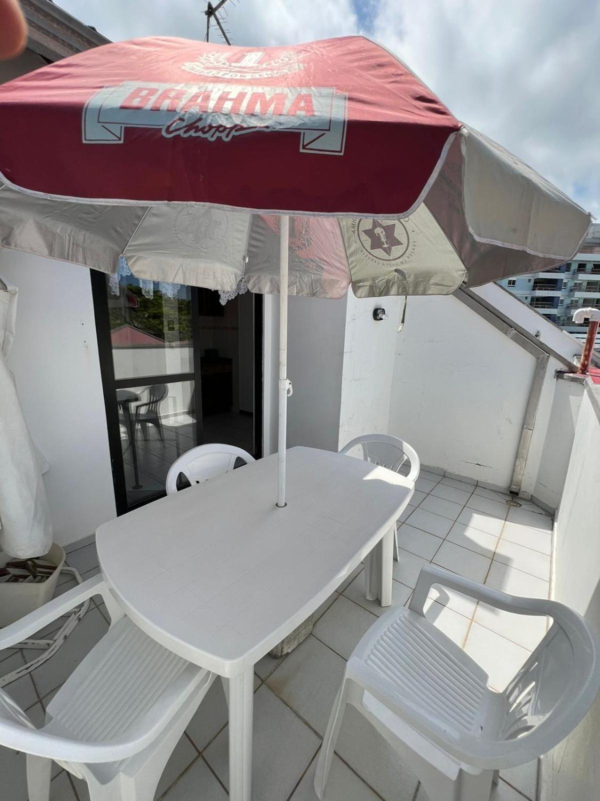 Triplex White em Caiobá-Matinhos-Pr a 200 mt do mar