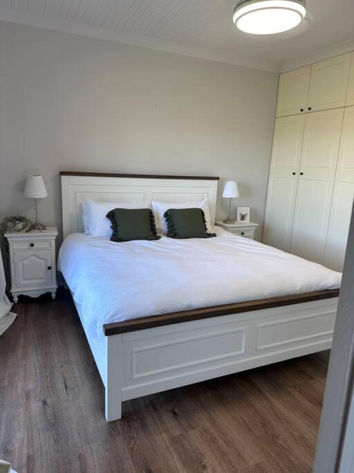 Red Hill Farmstay Bathurst 3BR Spacious inside and out!