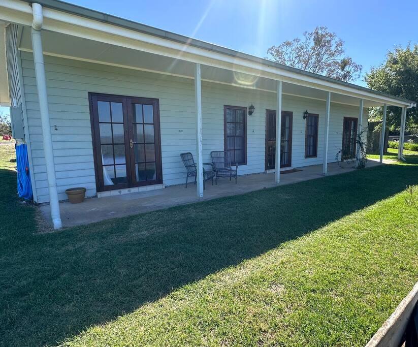 Red Hill Farmstay Bathurst 3BR Spacious inside and out!