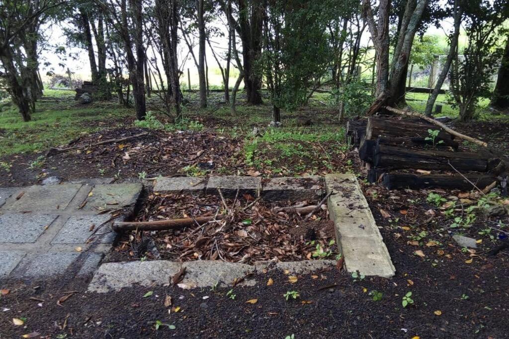 Chácara em Piracaia 4 suítes 3mil mts