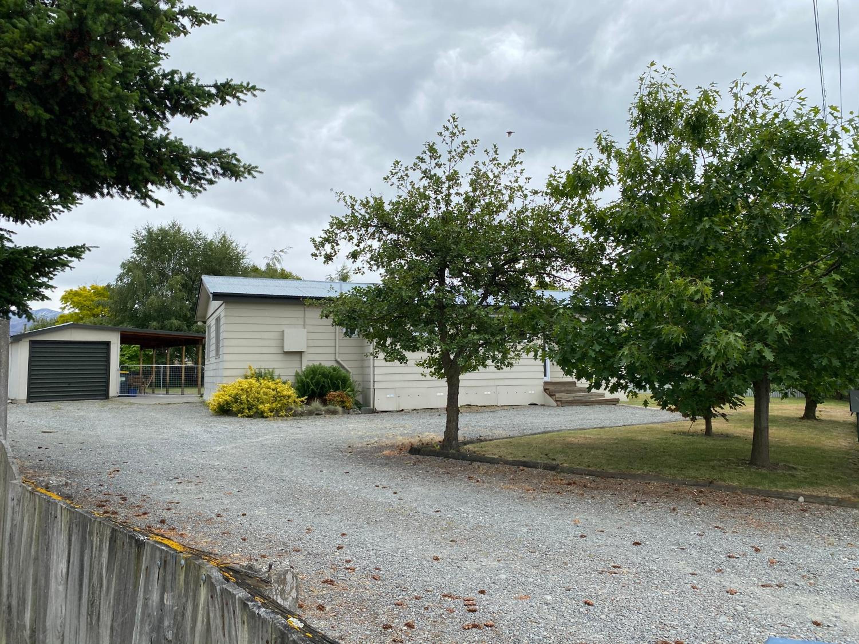 Hotel Memories On Maryburn - Image 1