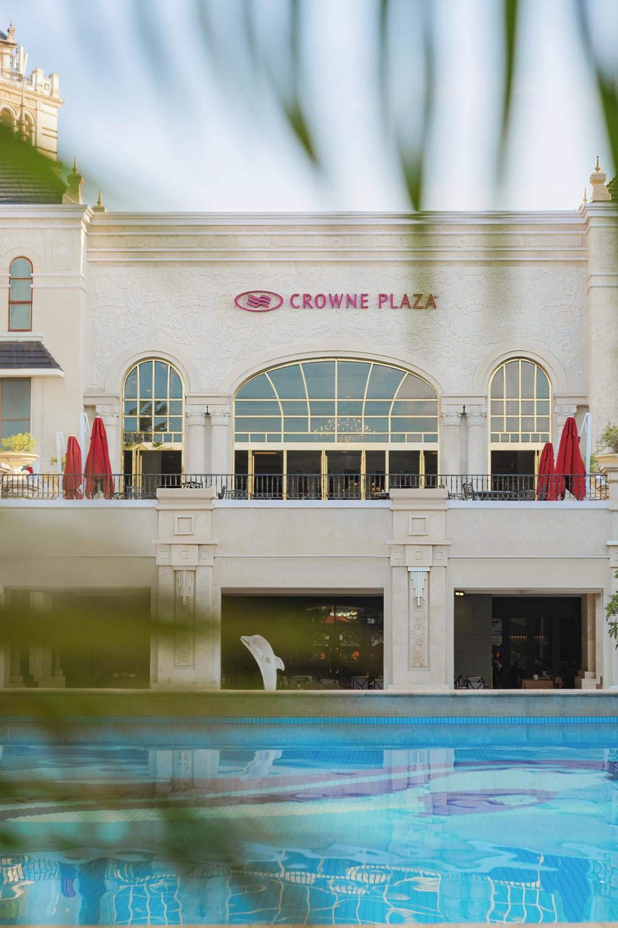 Crowne Plaza Resort Sanya Bay by IHG