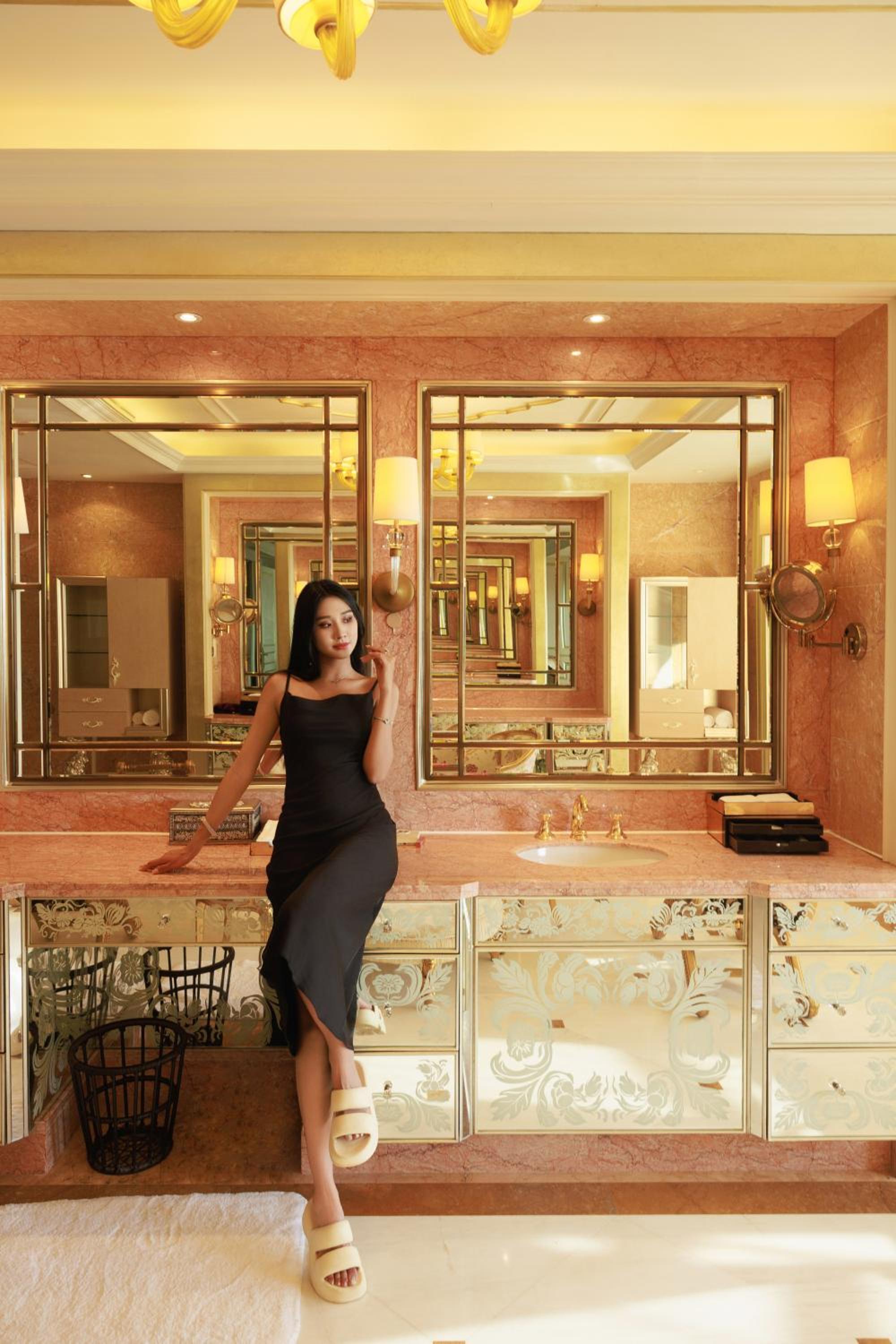 Crowne Plaza Resort Sanya Bay by IHG