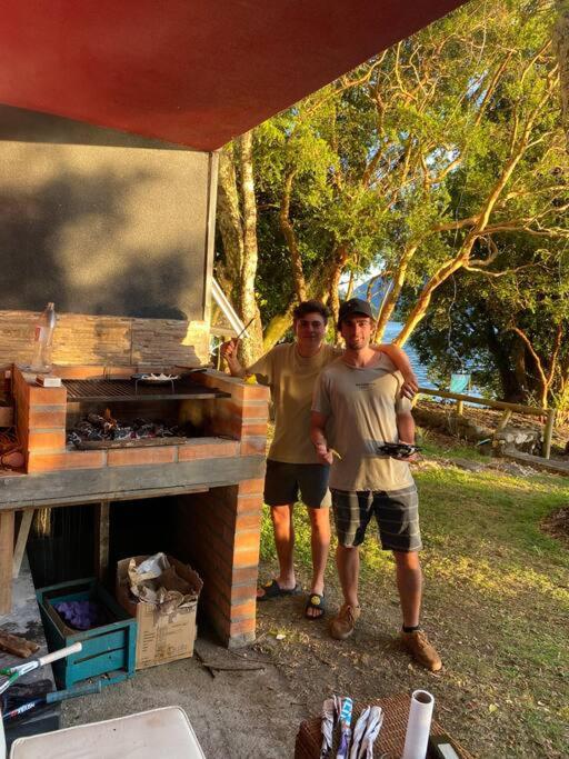 Gran casa orilla playa,12 personas,5 dormitorios