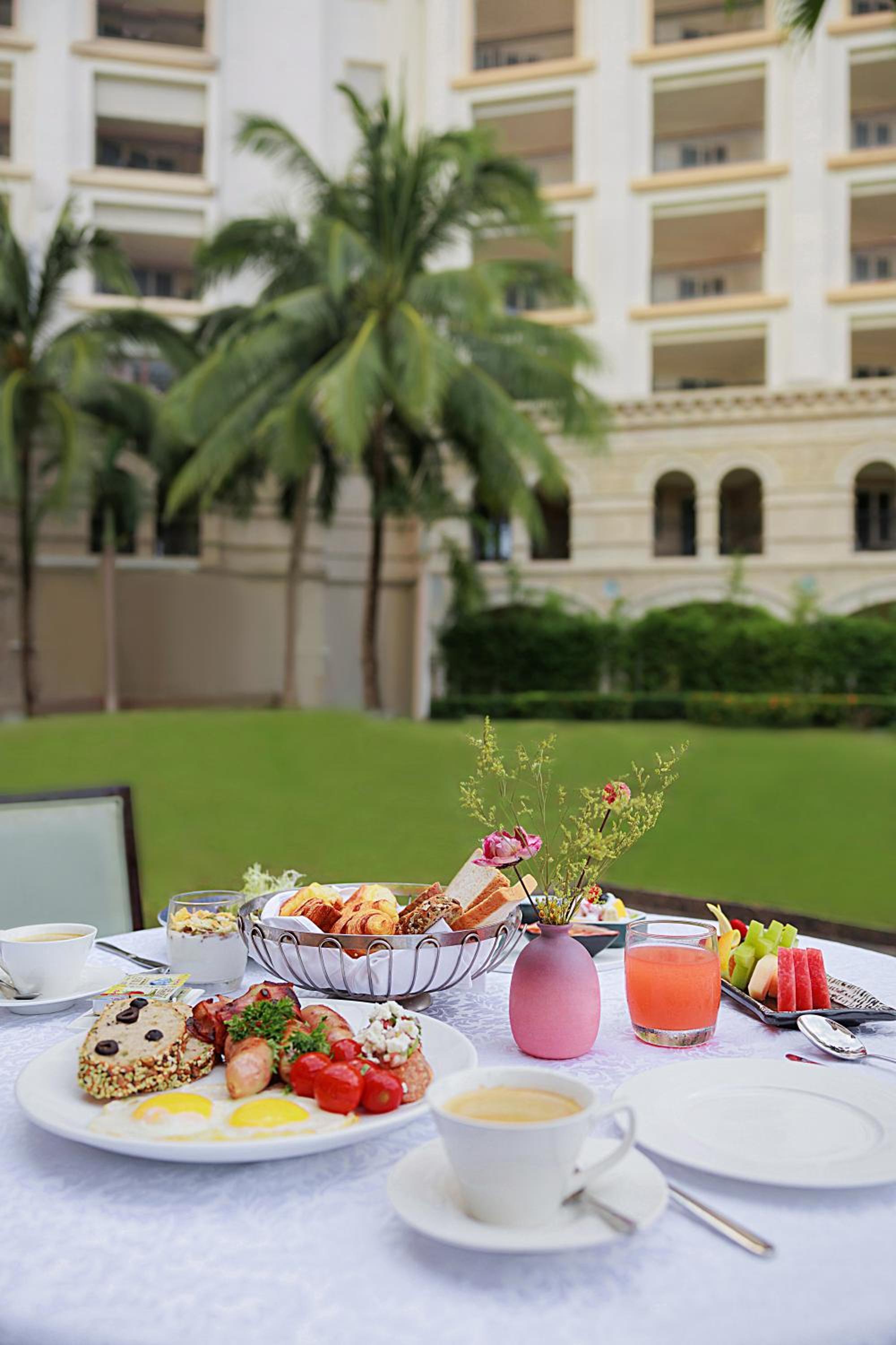 Crowne Plaza Resort Sanya Bay by IHG