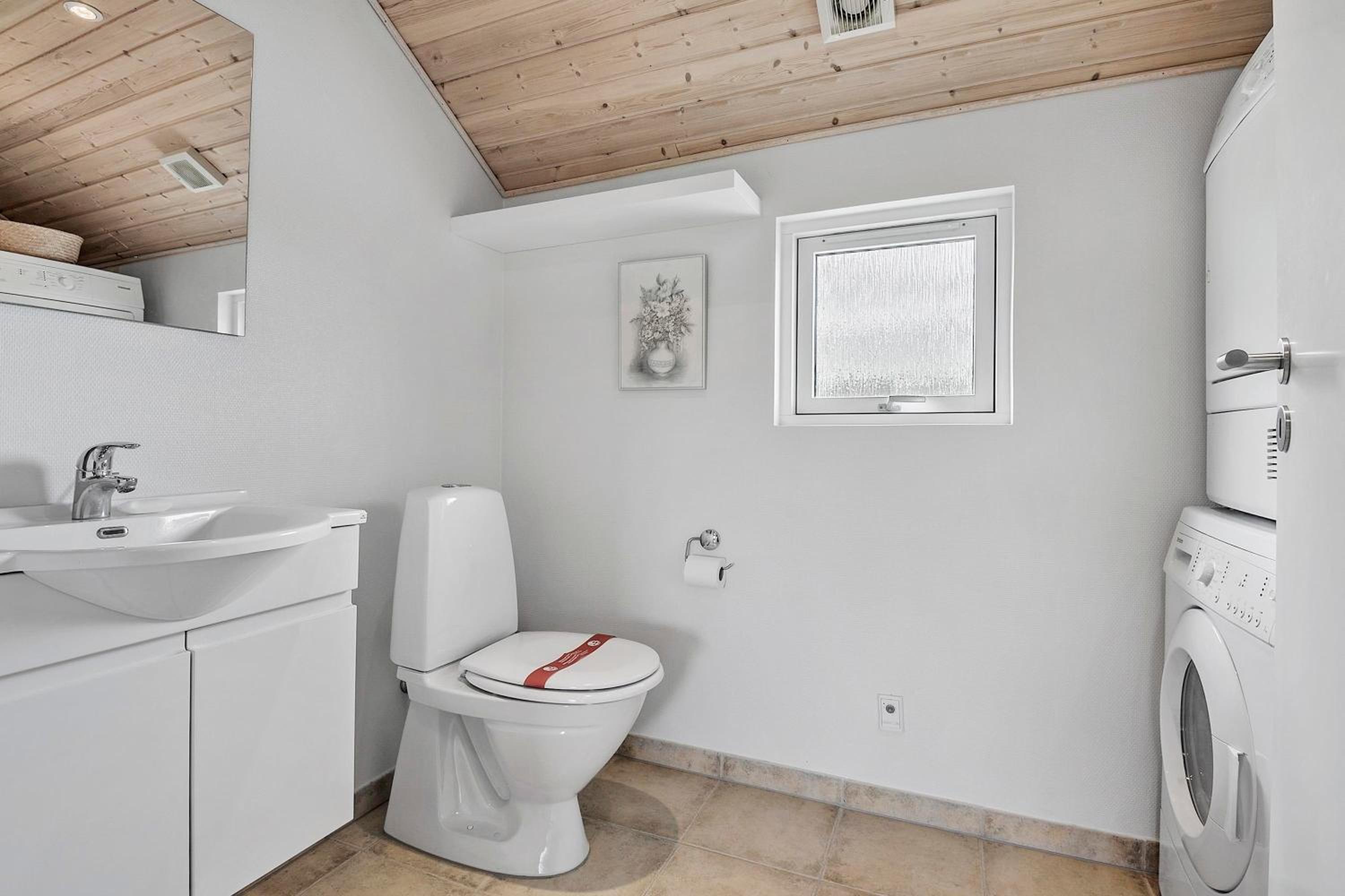Awesome Home In Stege With 4 Bedrooms And Wifi view 2