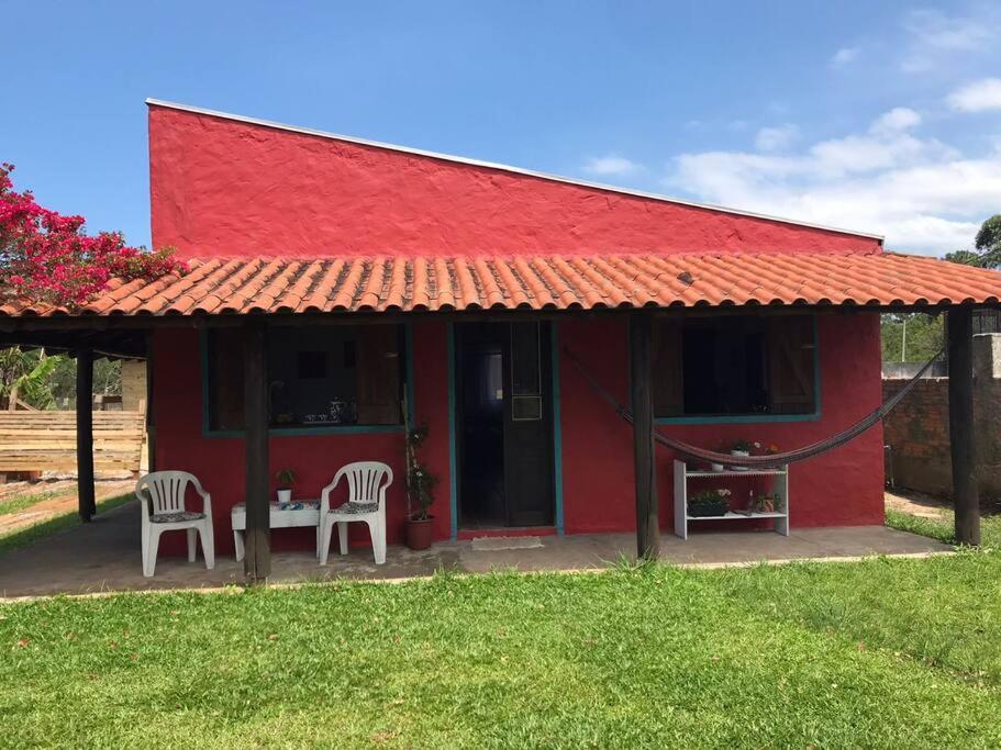 Casa alegre frente a las dunas