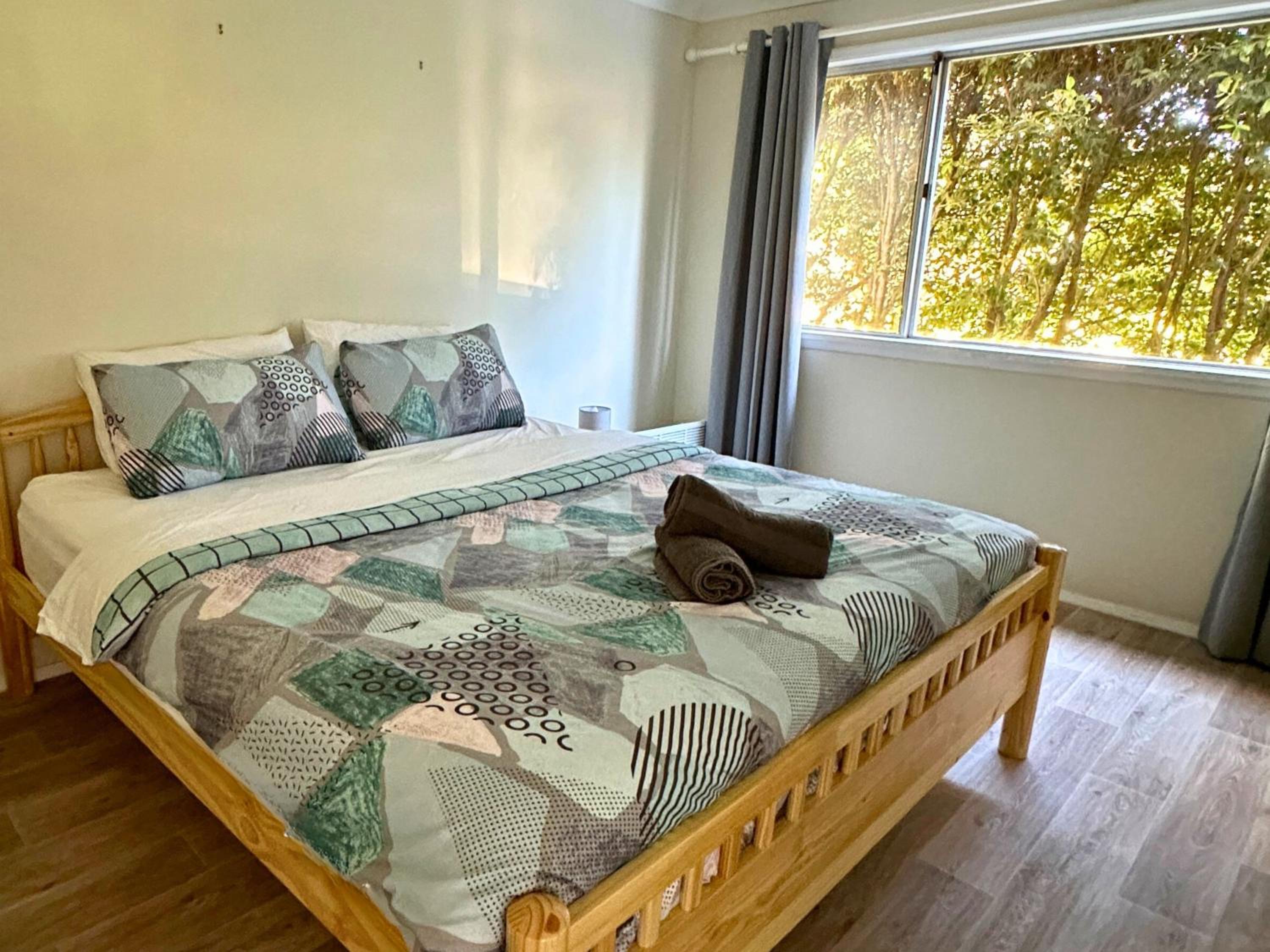 Coastal Escape Noraville - Family Friendly Home - Woodfire Pizza Oven
