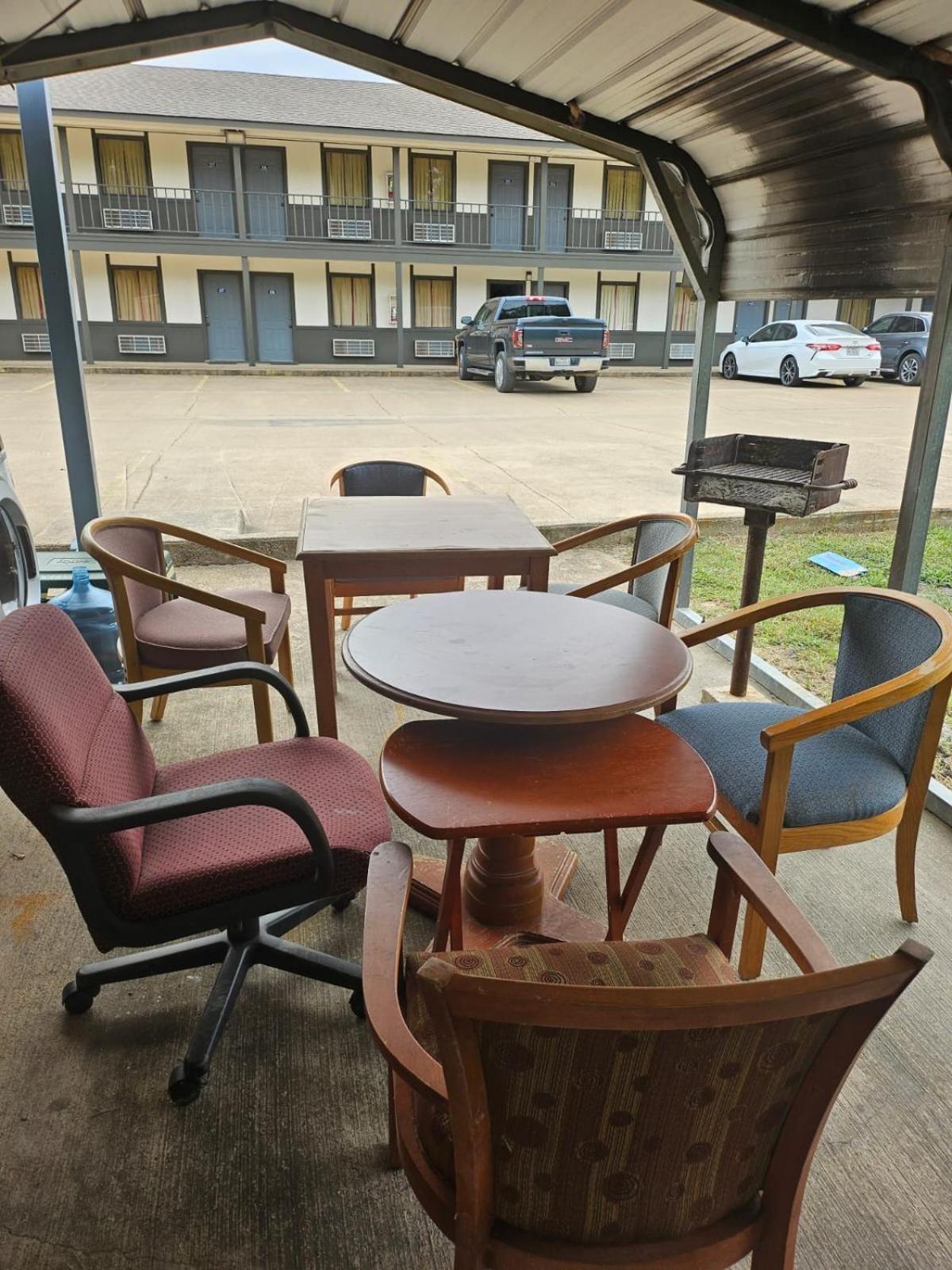 Regency Inn view 3
