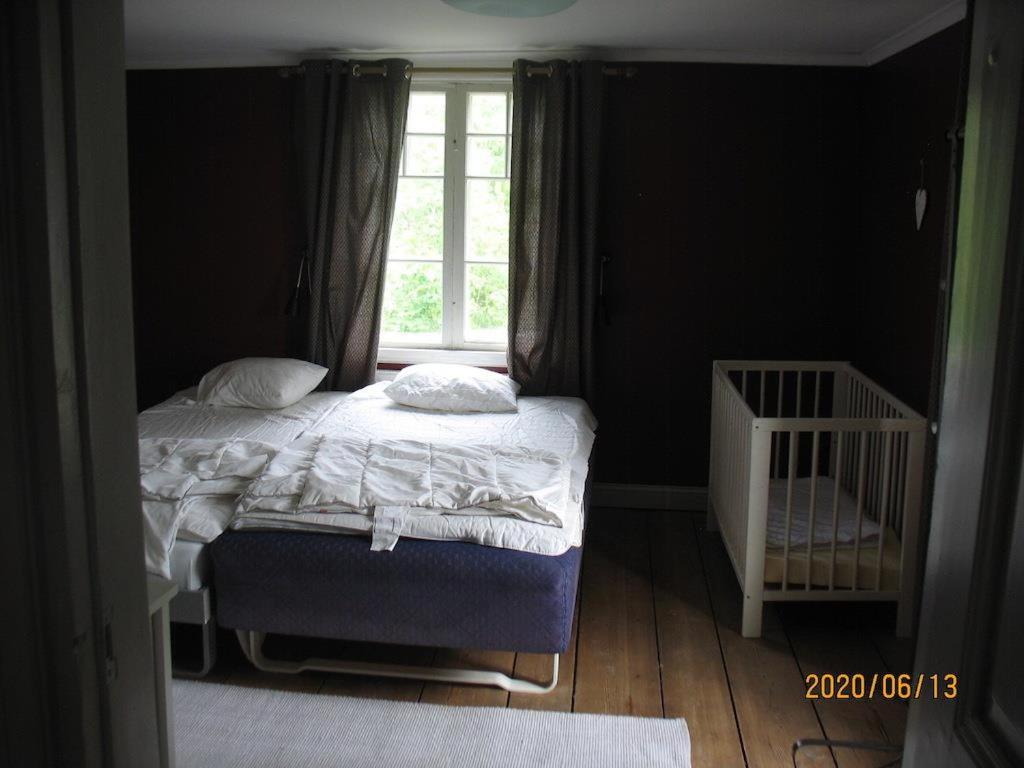 Amazing Home In Mellerud With 4 Bedrooms And Wifi view 4