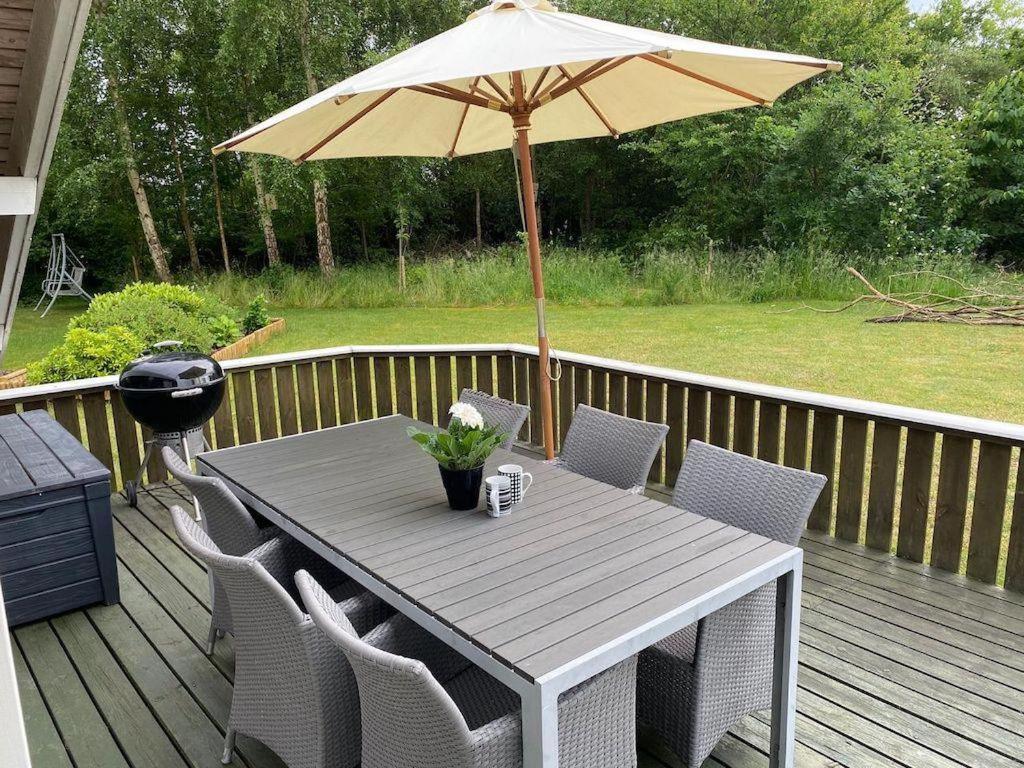 At Lovely Lyngsbæk Strand Near Ebeltoft, This Lovely Holiday Home Is At The End Of A Blind Path On A Beautiful, Large, Enclosed Plot, It Only Takes Approx,