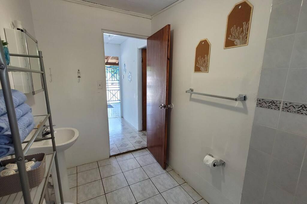 Container 2 with pool, free wifi, fully equiped view 4