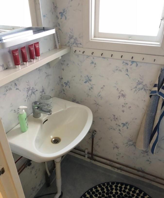 Amazing Home In Öxabäck With 4 Bedrooms, Sauna And Jacuzzi view 3