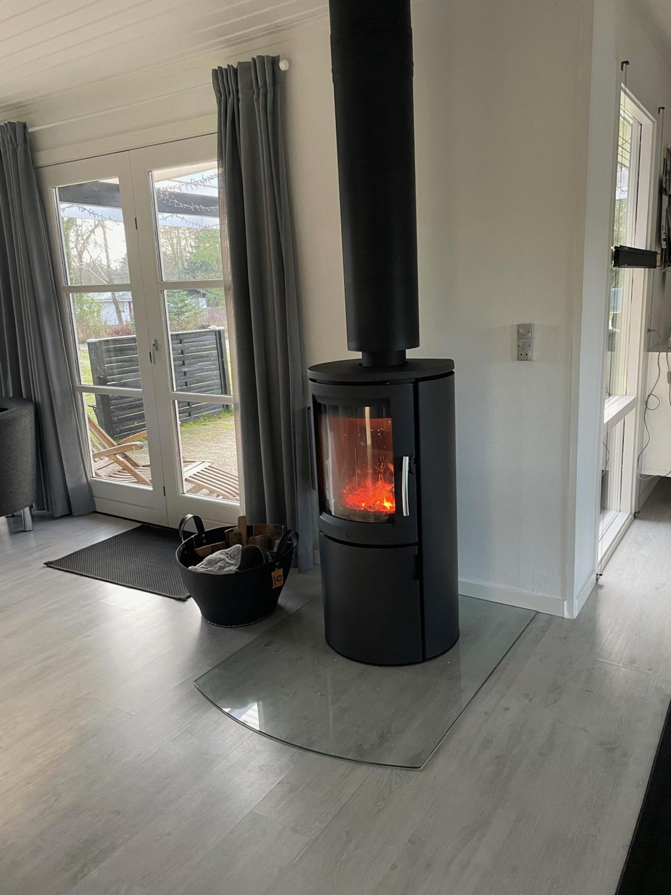 Beautiful Home In Farsø With Internet