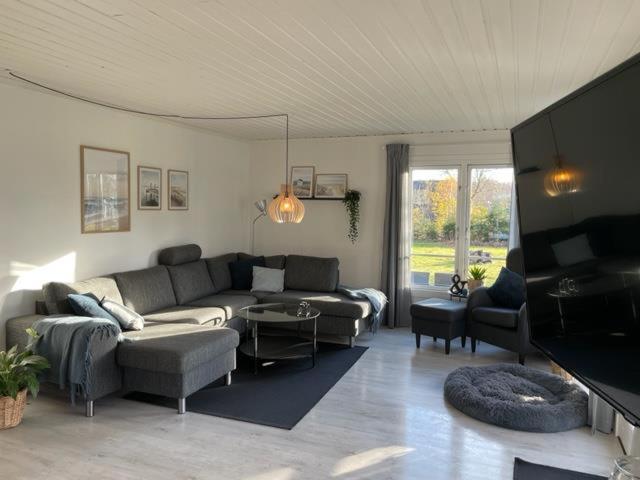 Beautiful Home In Farsø With Internet