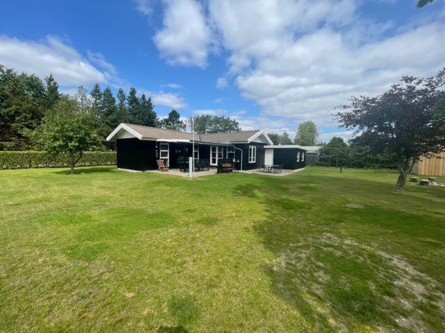 Beautiful Home In Farsø With Internet