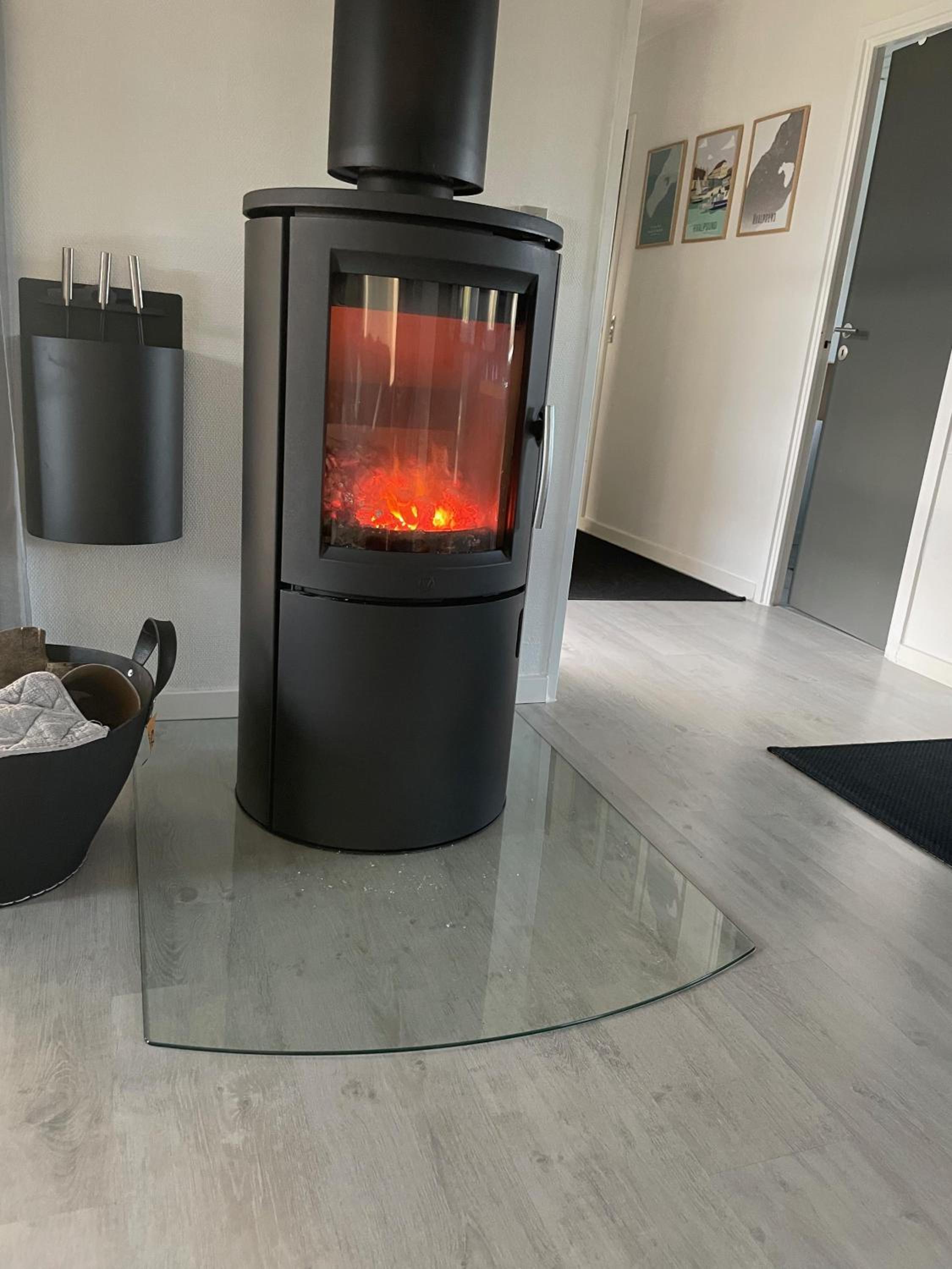 Beautiful Home In Farsø With Internet