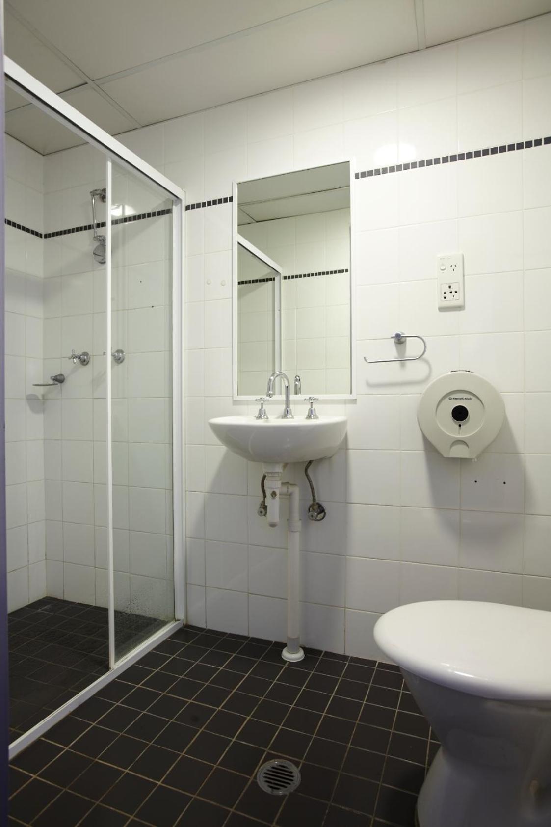 Big Backpackers Hostel