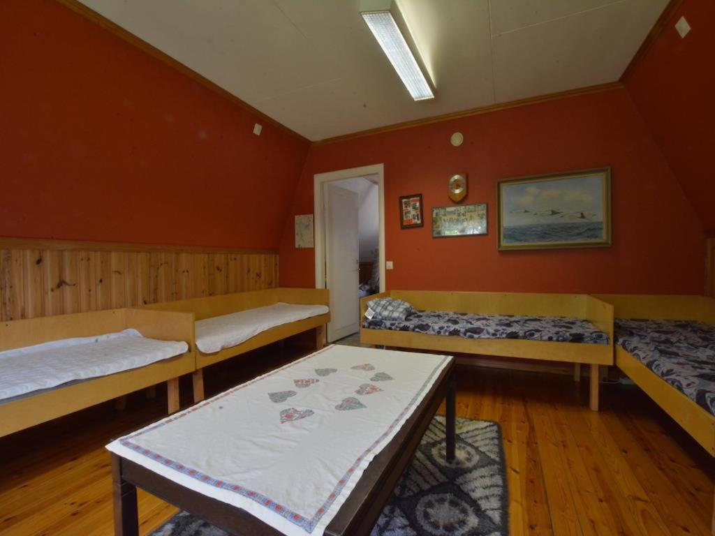 Photo 10