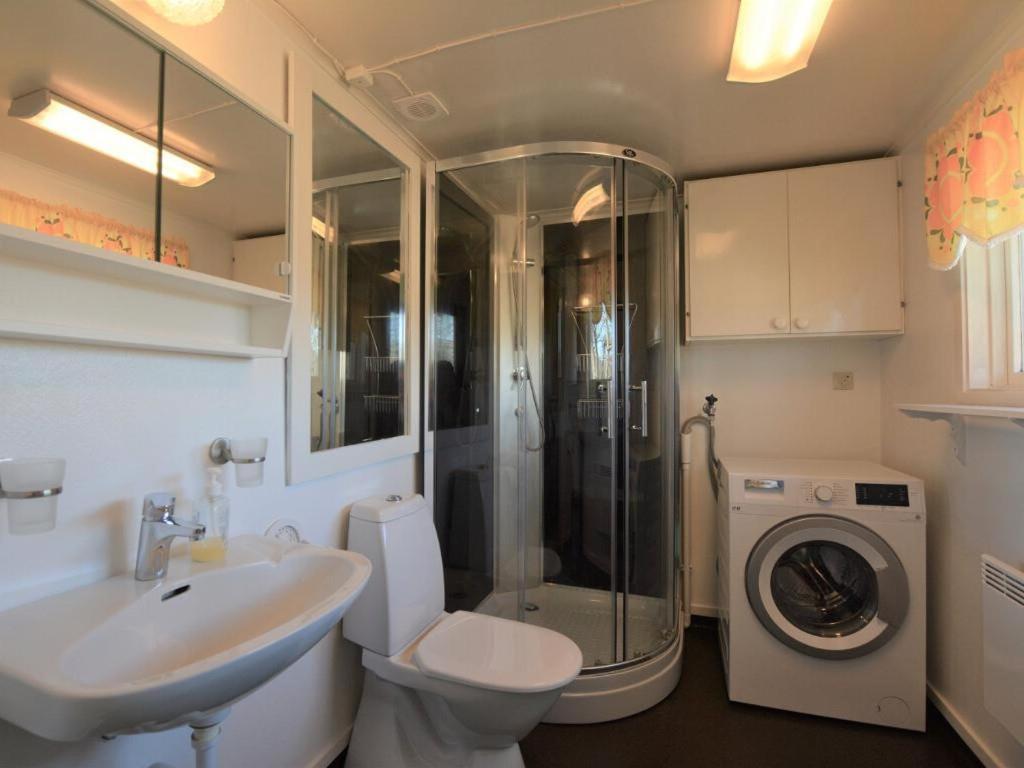 Stunning Home In Hamburgsund With 3 Bedrooms And Wifi view 3