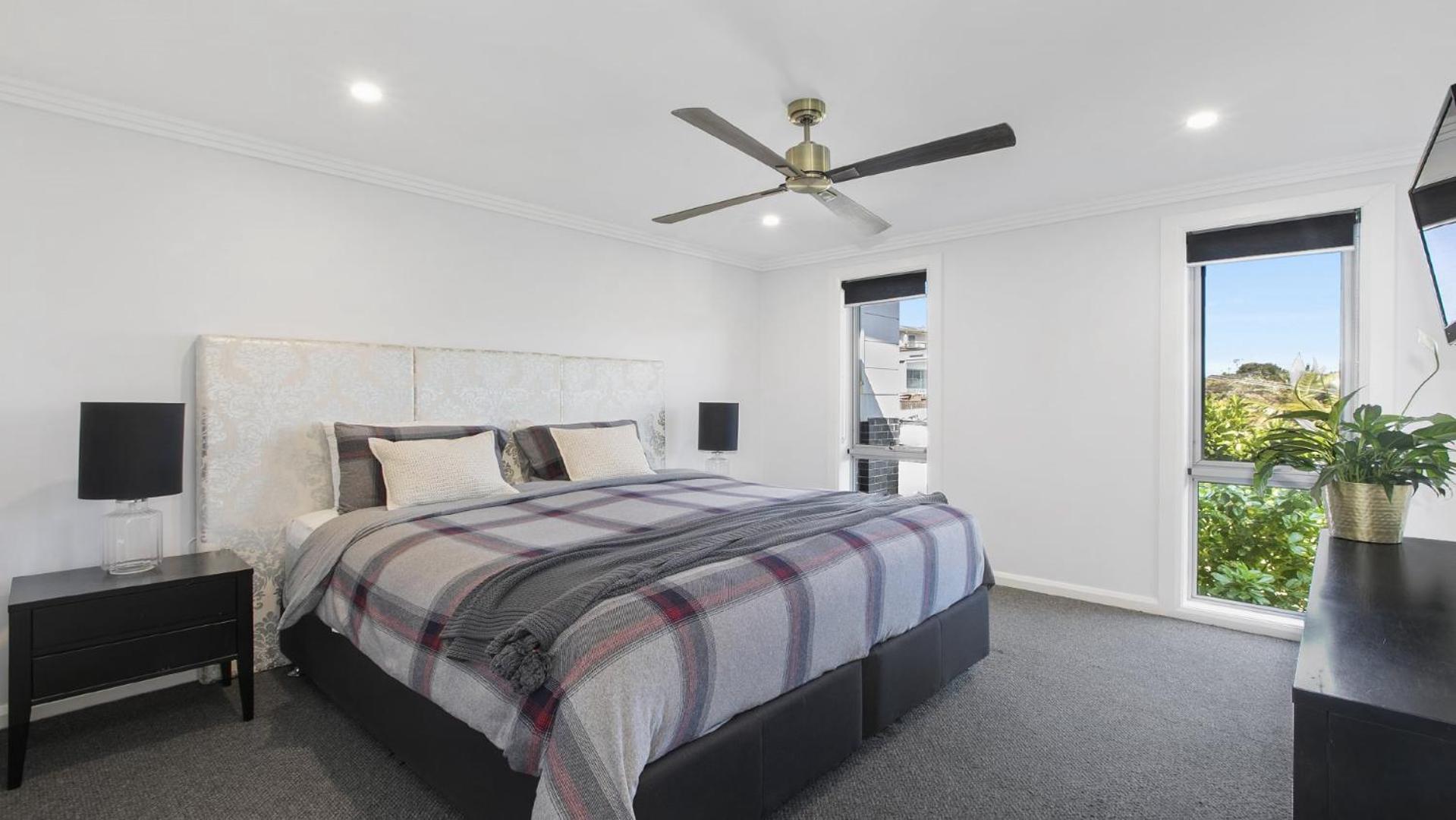Walk To Terrigal or Beach or Stay Poolside