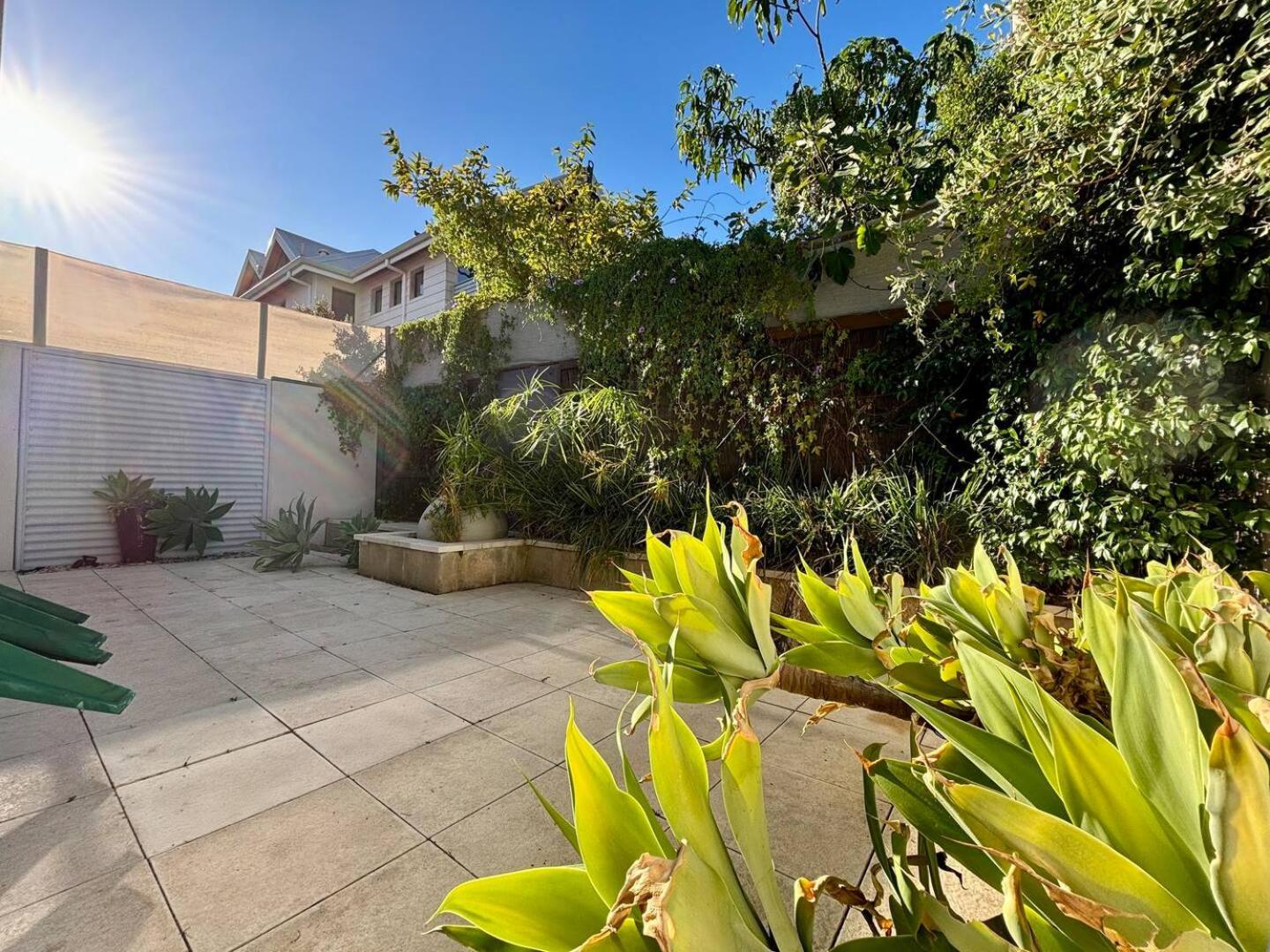 Your Oasis in the Heart of East Perth