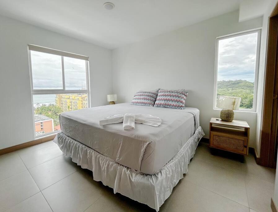 Ocean View Condo at Viva Jaco, Newly Built