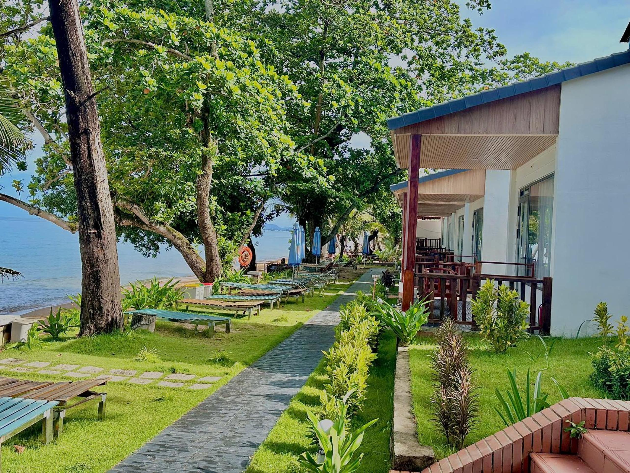 Orange Resort