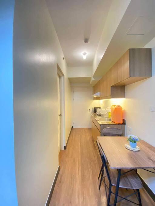 PROMO Simply Vibe 1BR Satori W Netflix view 3