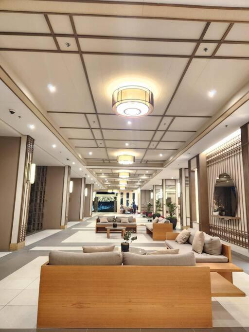 PROMO Simply Vibe 1BR Satori W Netflix view 4