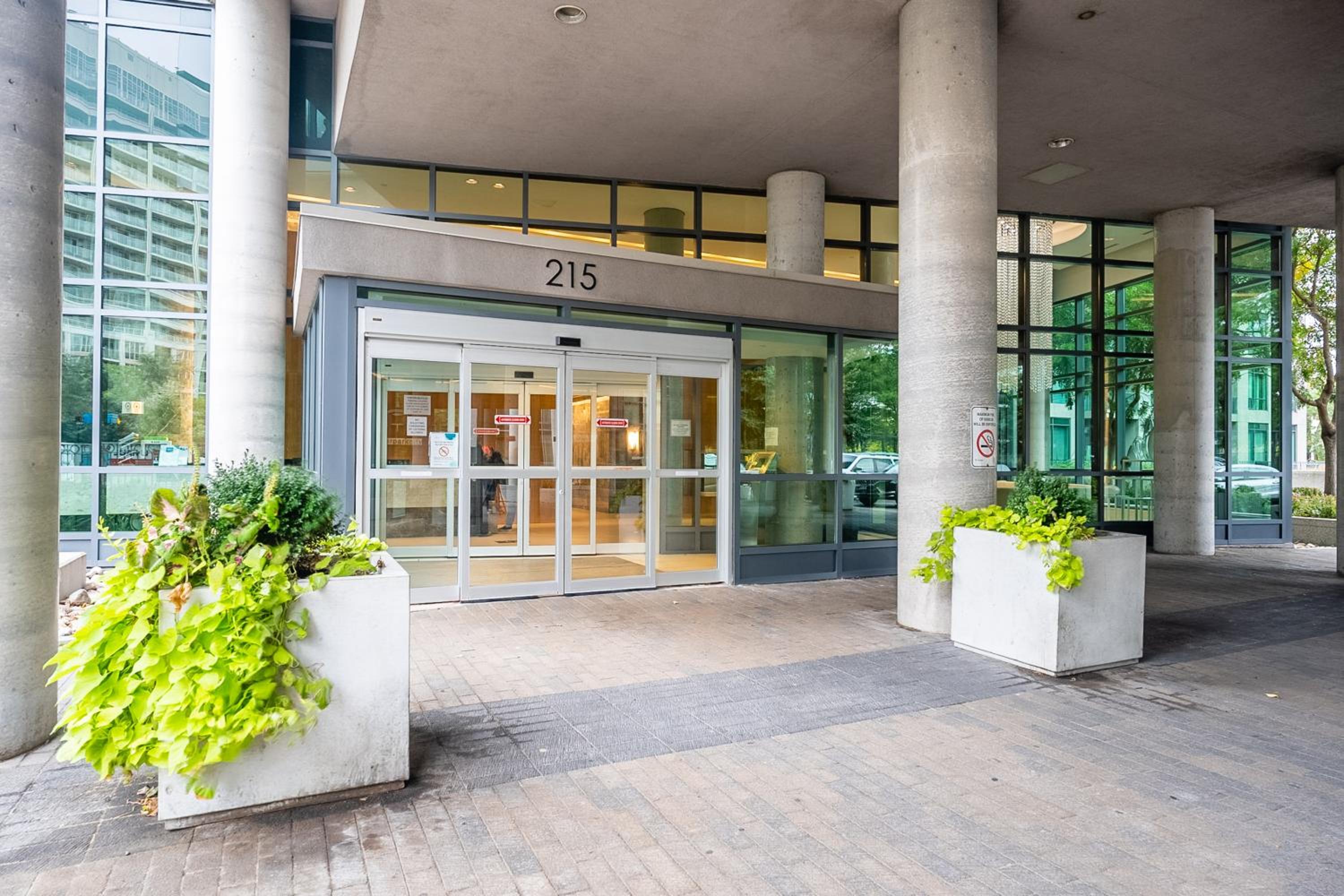 The Neptune I Suites