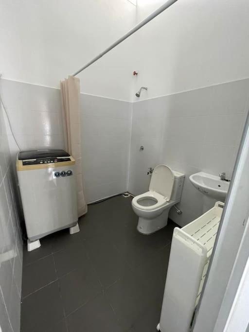 TAMU Homestay 4BR aircond wifi for islam
