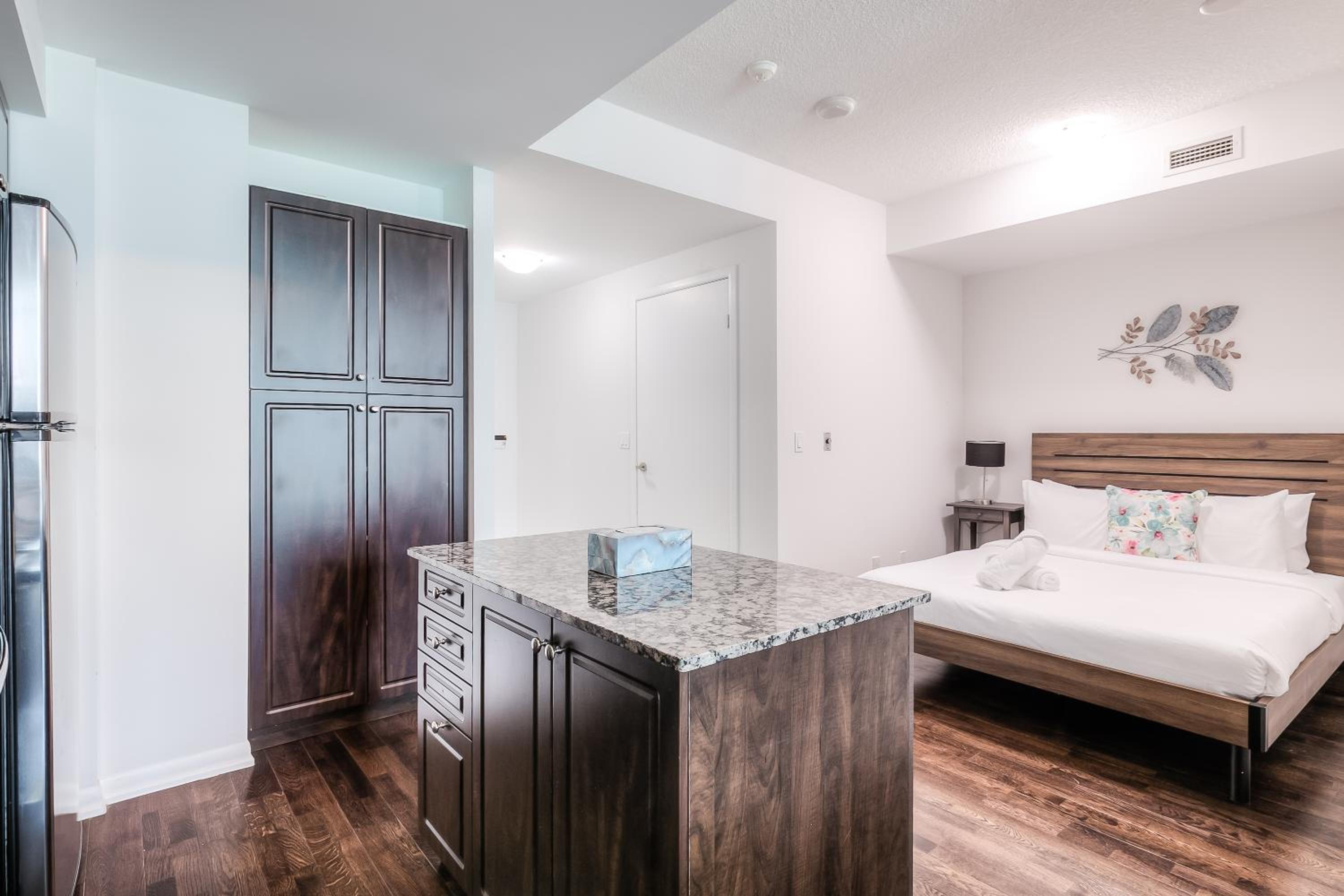 The Neptune I Suites