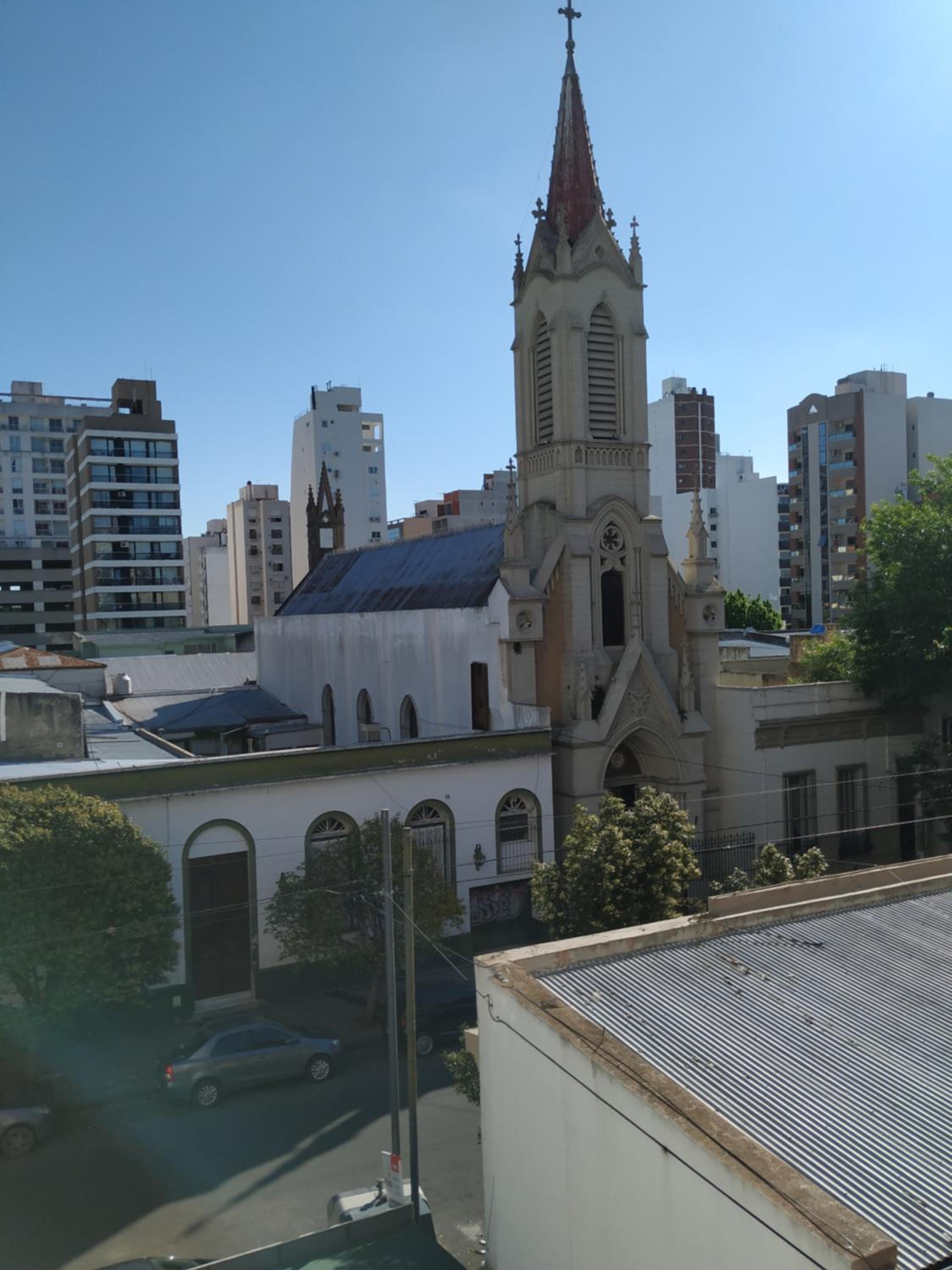 Departamento calle 11, excelente ubicación céntrica
