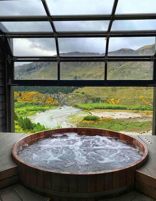 Queenstown Luxury Holiday Villa