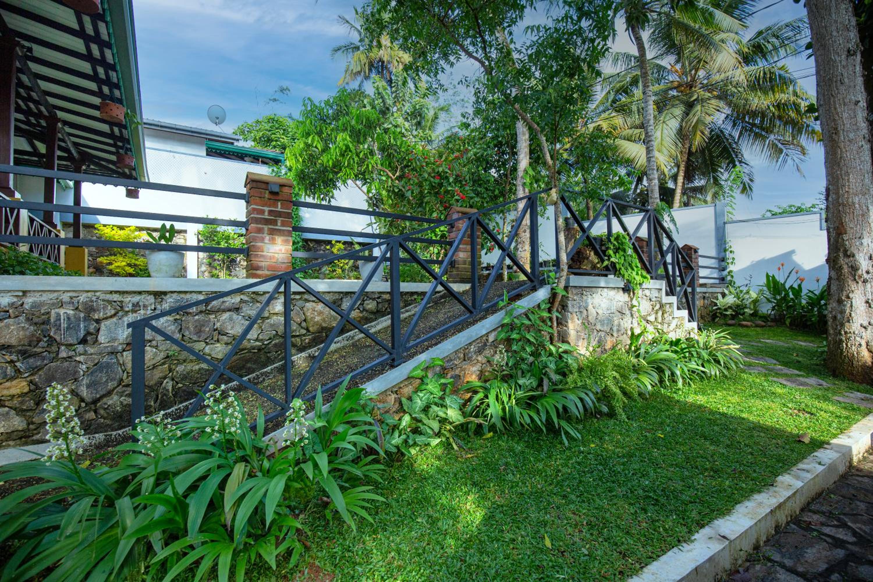 Sleeperwood Villa