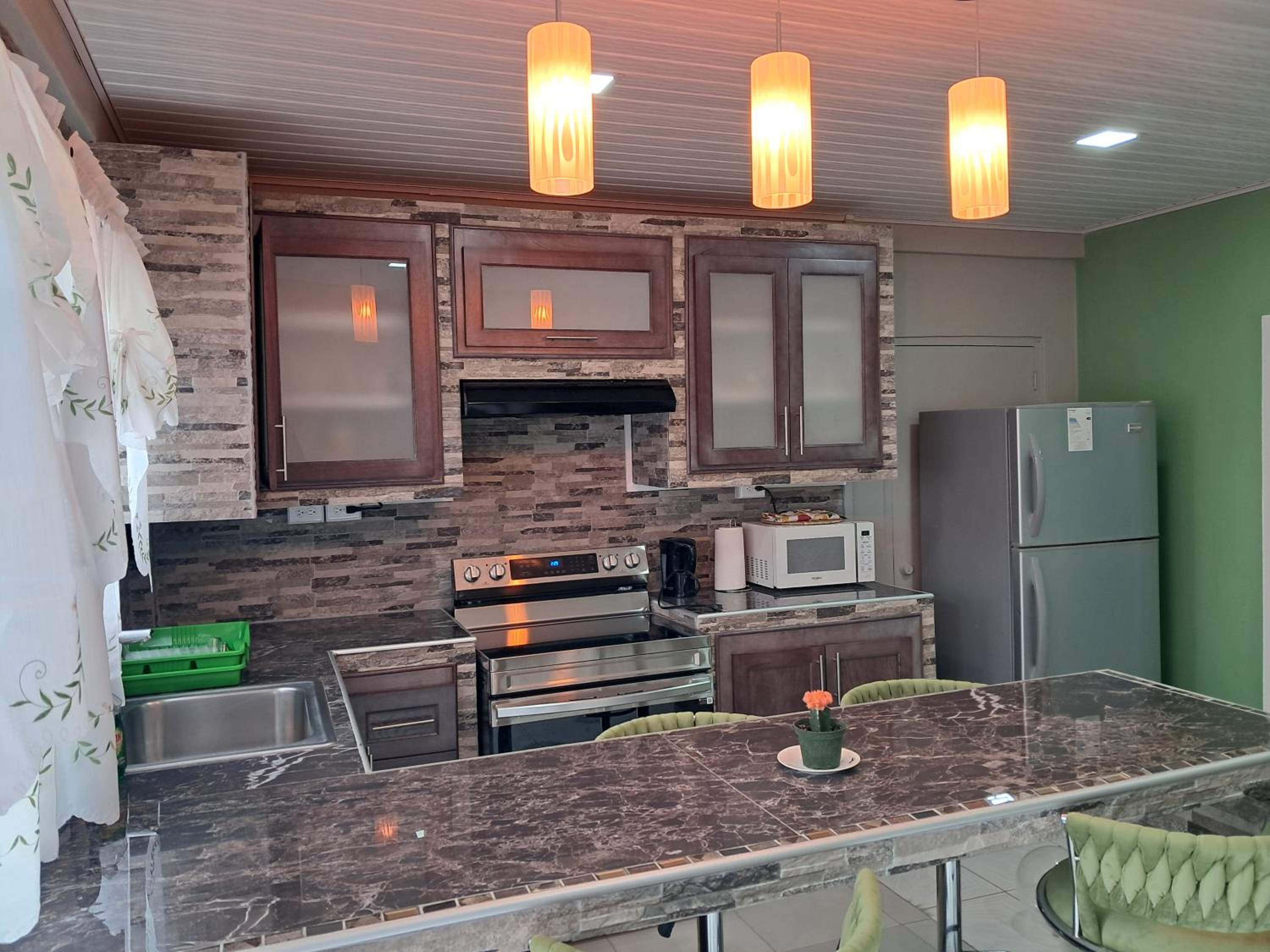 Breadfruit lodge