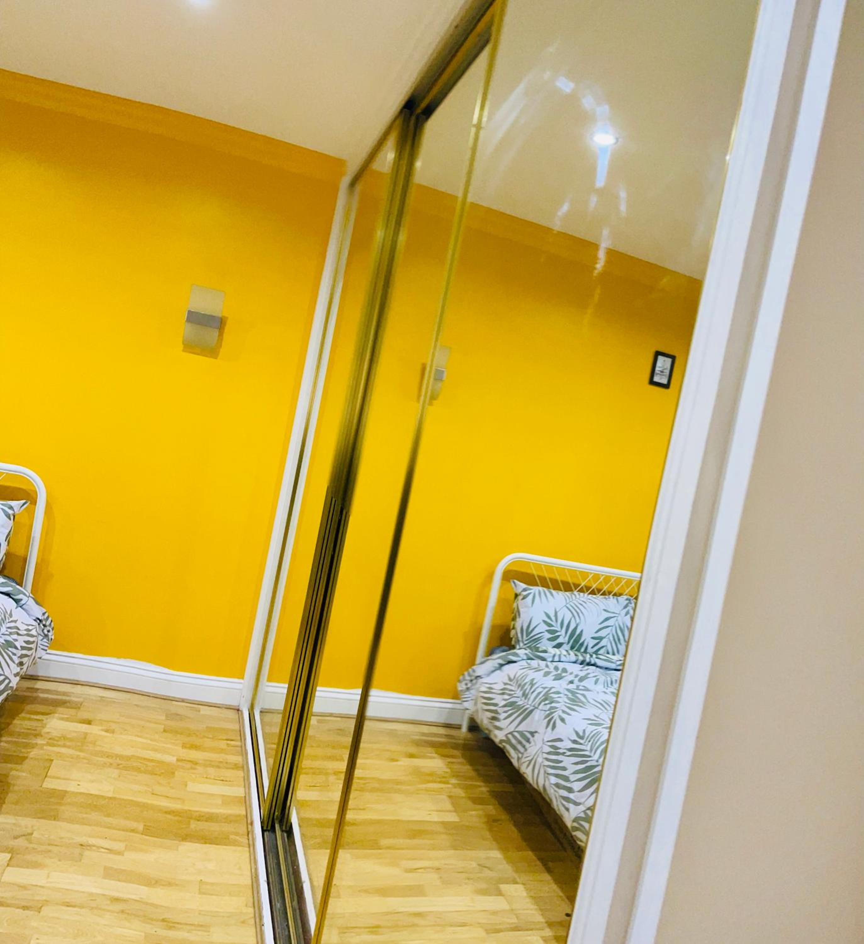 Entire Place,1 Bed room flat, ground floor, garden