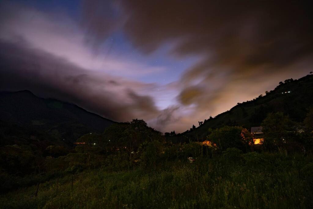 Amanecer Andino